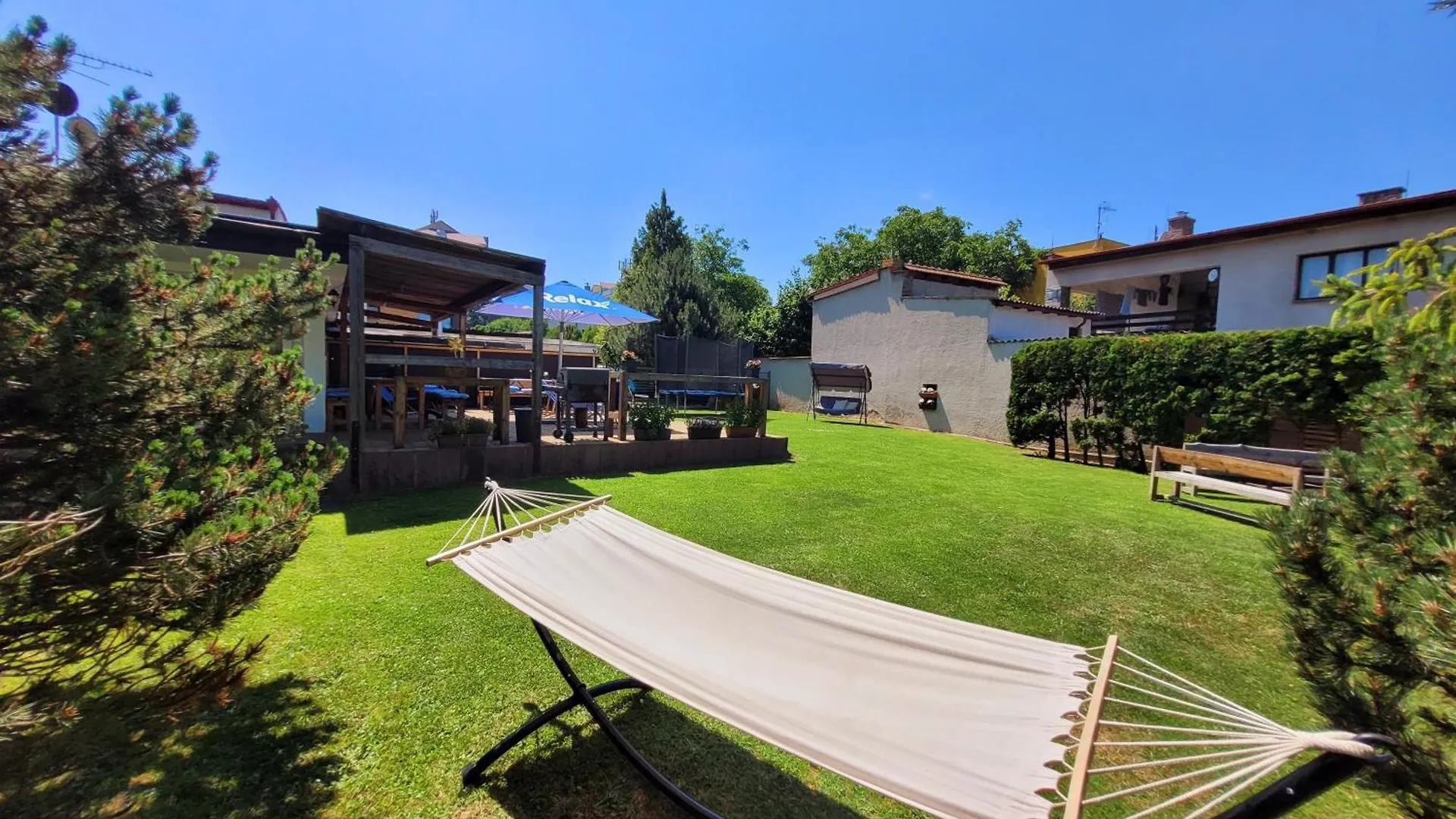 Wellness Aqua House Villa Prag Tjekkiet