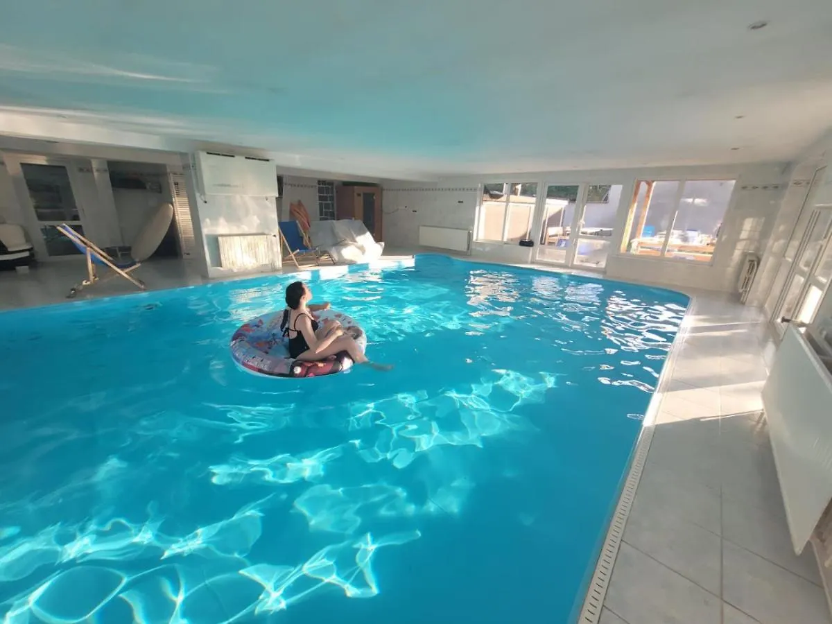 プラハ Wellness Aqua Houseヴィラ 0*,